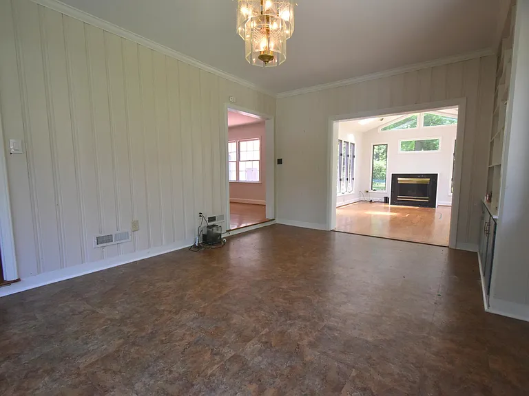 519 Audubon Dr — Photo 16
