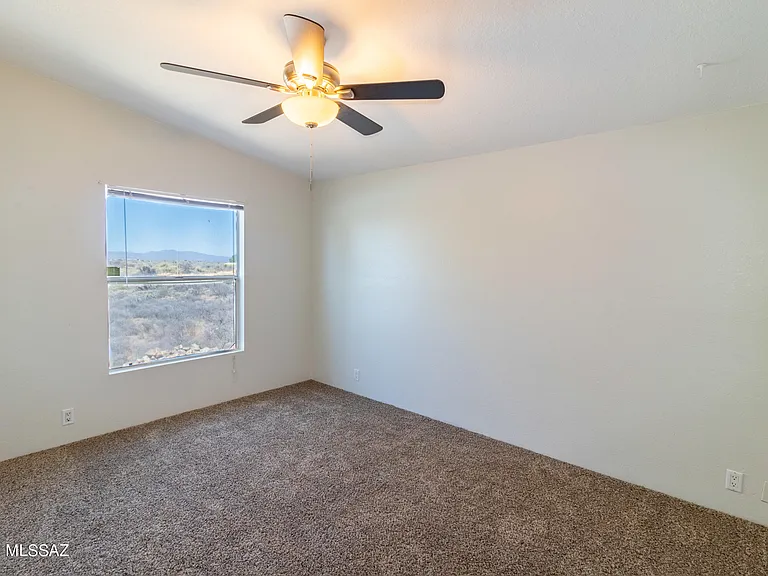 1040 W Barbara Pl — Photo 8