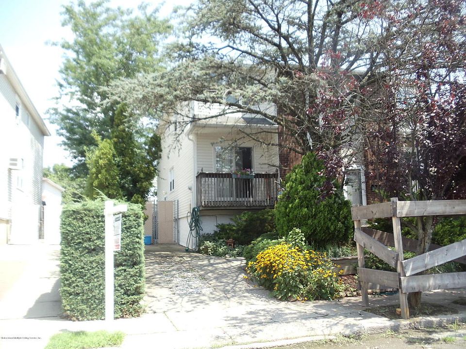 1st image of 65 Walnut Ave
