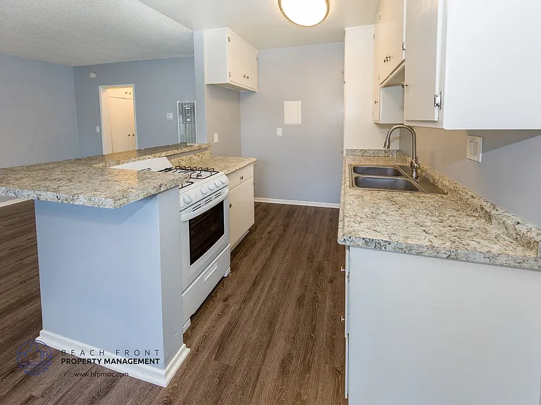 15205 Raymond Ave — Photo 21