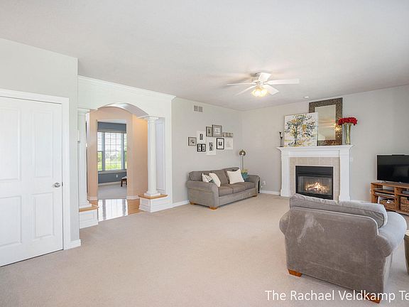 4th image of 6671 Avalon Ct SE