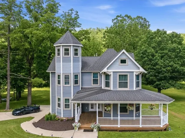 217 Country Club Rd, Washington, PA 15301