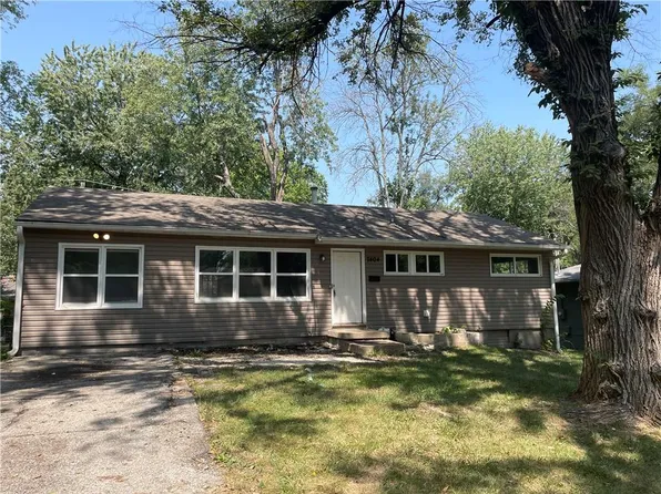 7404 E 112th St, Kansas City, MO 64134