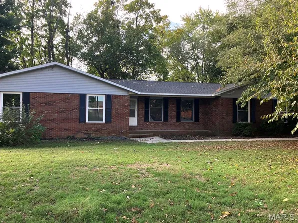 601 E Cedar St, Bertrand, MO 63823