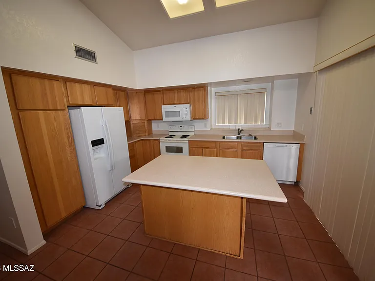 5120 E Woodgate Ln — Photo 6