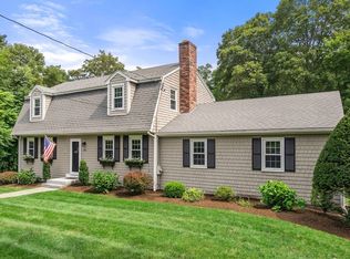 44 E Main St, Hopkinton, MA 01748
