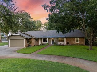 172 Brazos Point Dr, Waco, TX 76705
