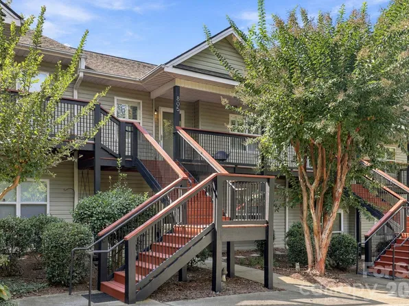 805 Carlyle Way, Asheville, NC 28803
