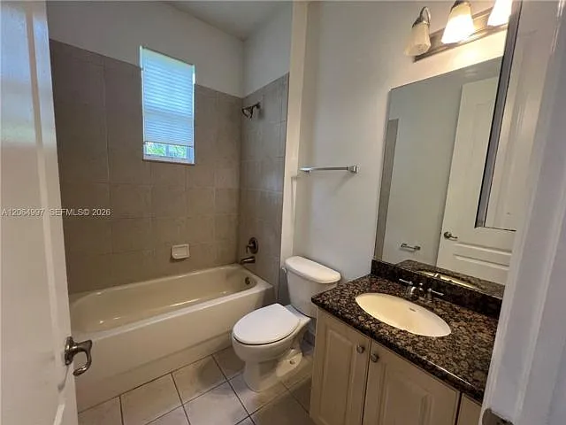 3 bed, 2.5 bath, $2,850 — Photo 4