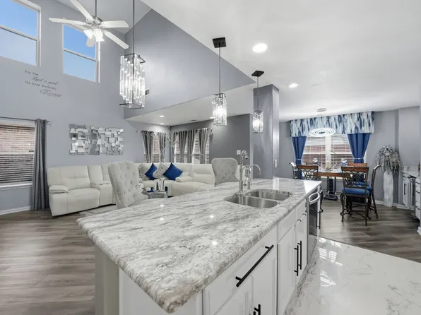 8342 Timberbrook Ln, Dallas, TX 75249