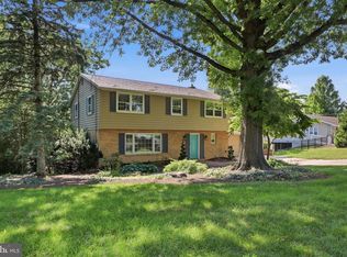 2031 Hollywood Pkwy, York, PA 17403