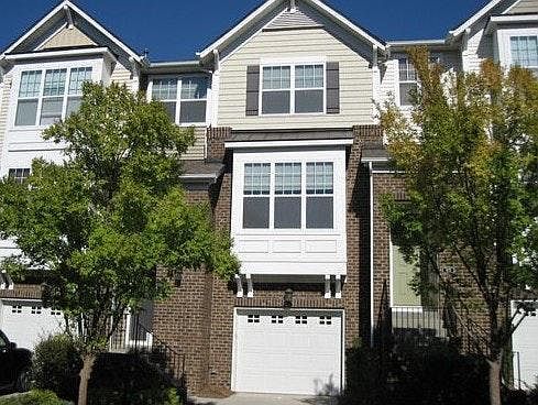 1st image of 848 Skybrook Falls Dr