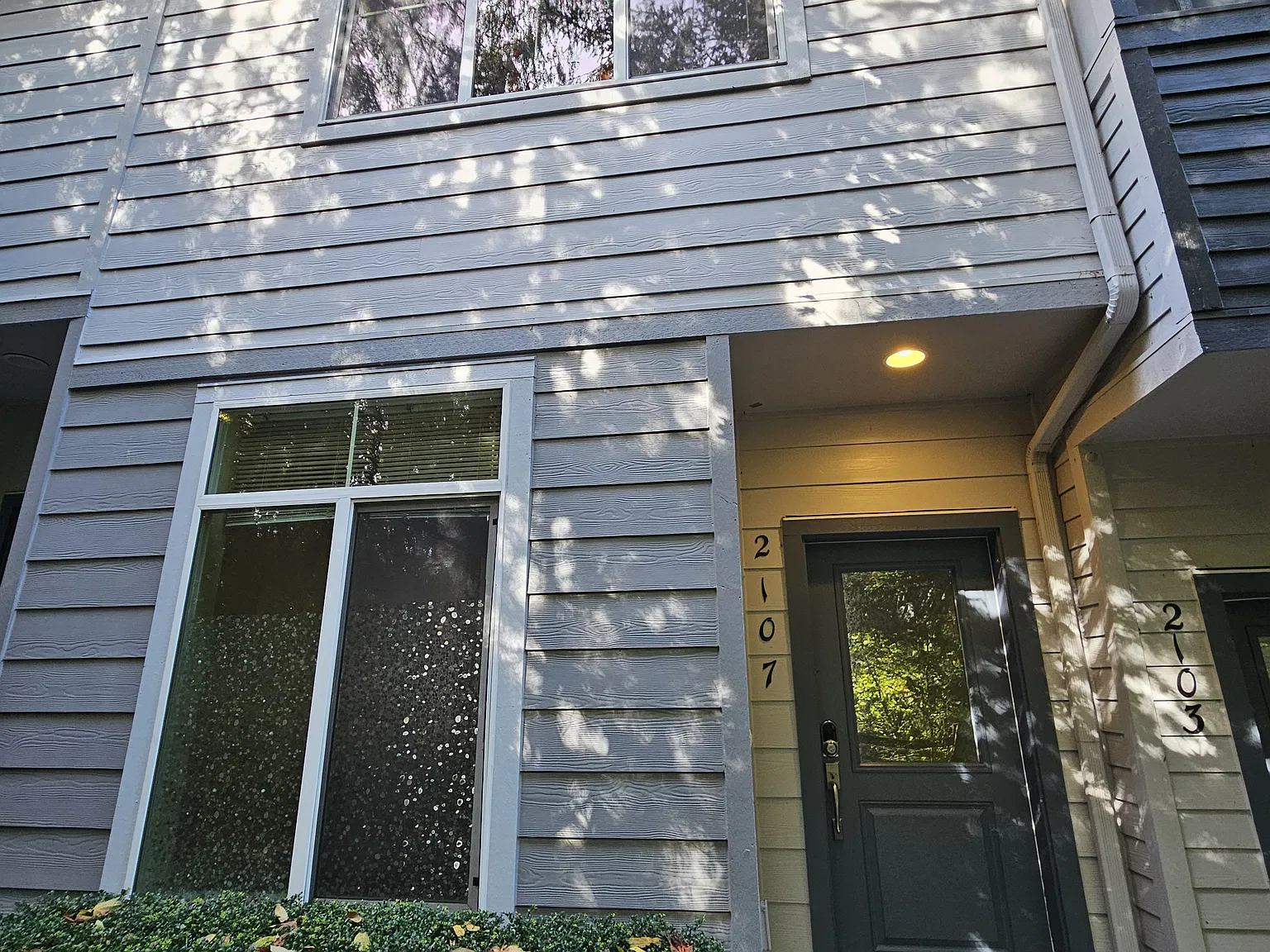 2 bed, 2.5 bath, 1150 sqft, $2,850 — Photo 1