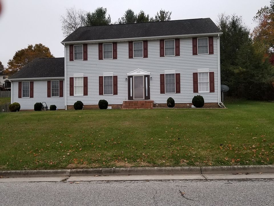 1st image of 505 Seminole Dr