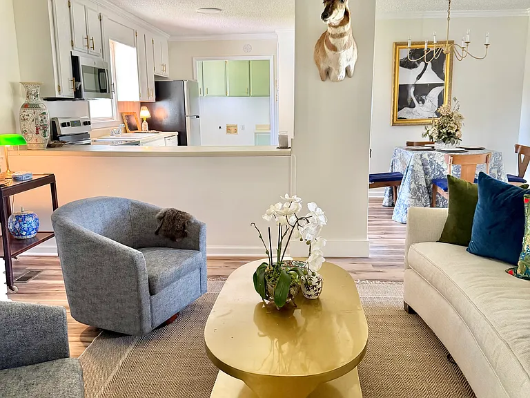 611 Ledgedale Cir — Photo 11