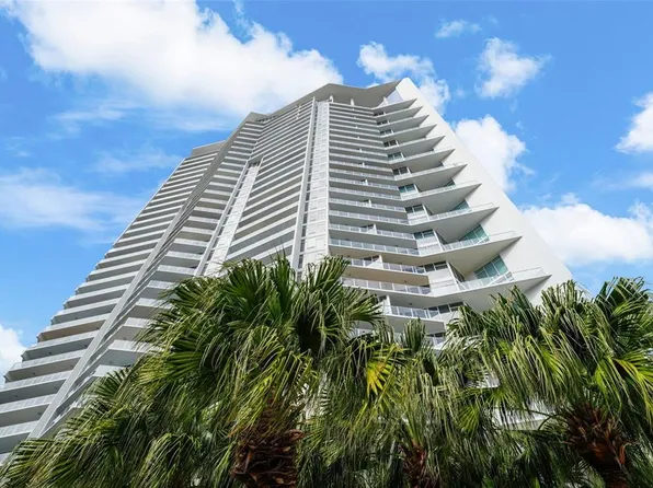 175 1st St S APT 3102, Saint Petersburg, FL 33701