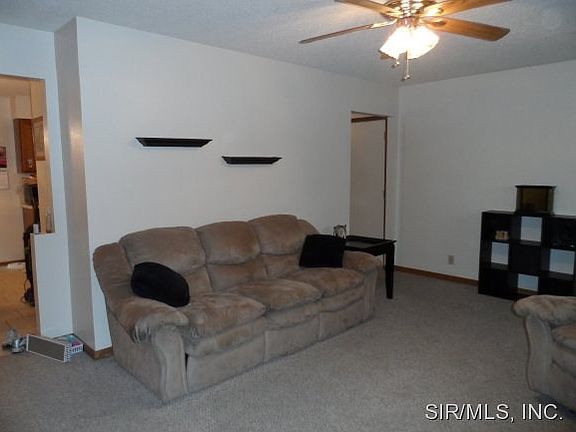 2nd image of 5168 Buena St