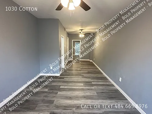 1030 Cotton St Photo 1