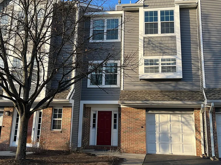 15 Halstead Pl — Photo 17