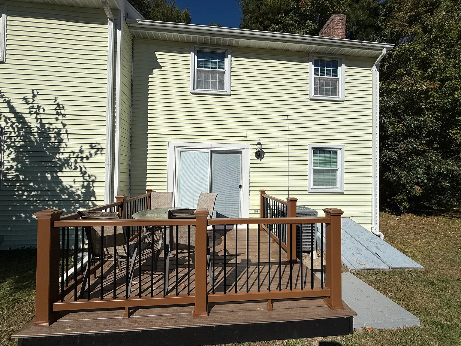 3 bed, 1.5 bath, 1610 sqft, $2,900 — Photo 2
