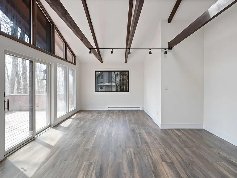 530 Maple Ridge Dr — Photo 23