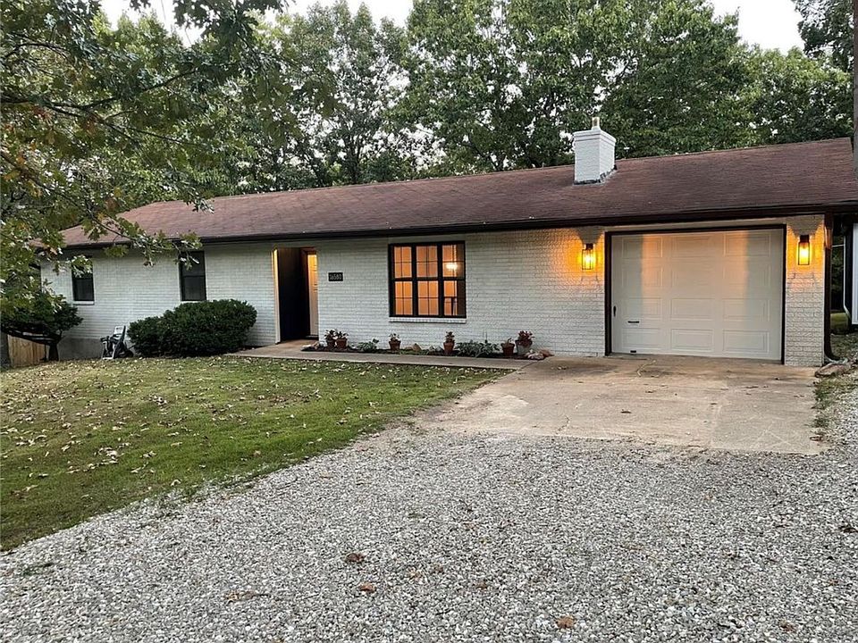 1st image of 16580 Hardwood Ln
