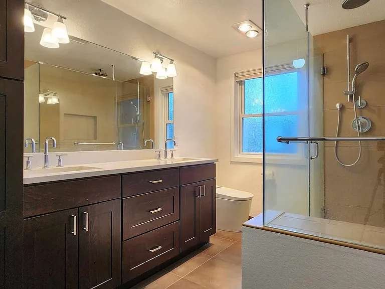 2417 Sahalee Dr W — Photo 26