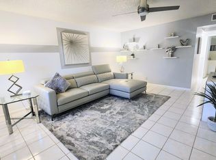 2059 Guildford Dr #D, Boca Raton, FL 33434