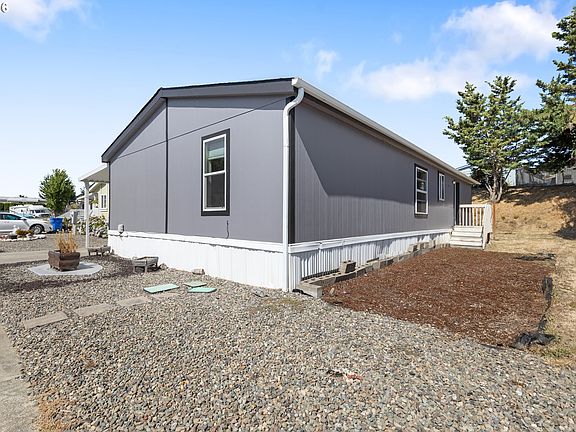 5th image of 231 Owyhee Ln