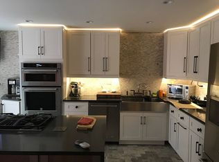 725 W Waveland Ave APT G, Chicago, IL 60613