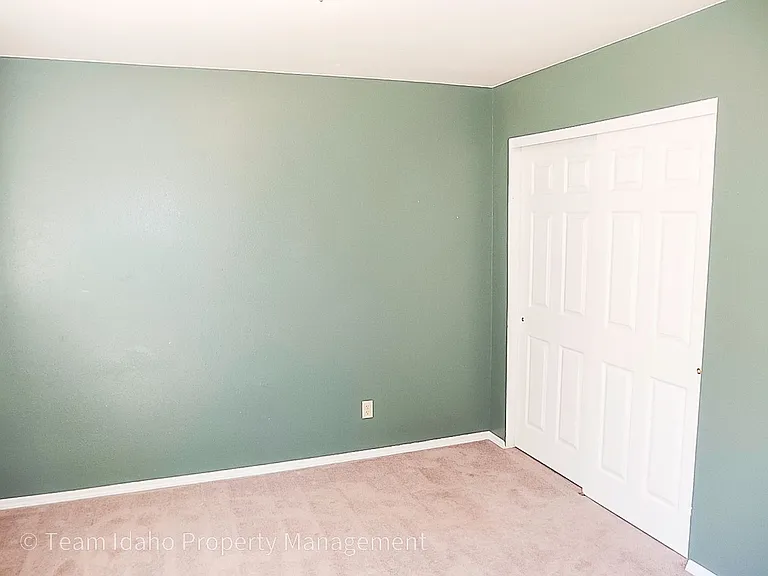 643 Northwood Dr — Photo 20