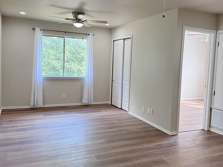 16 Pembroke Ct — Photo 13