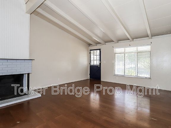 3rd image of 5936 41st St