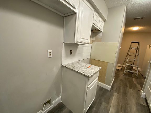5th image of 1310 Harwell Dr