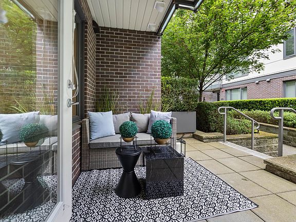 5th image of 5355 Lane St #112