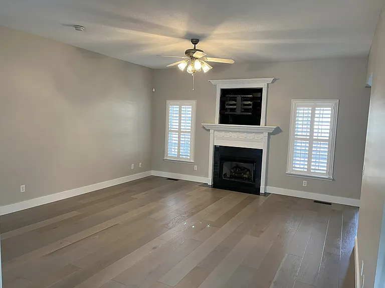 7629 Prince Dr — Photo 5