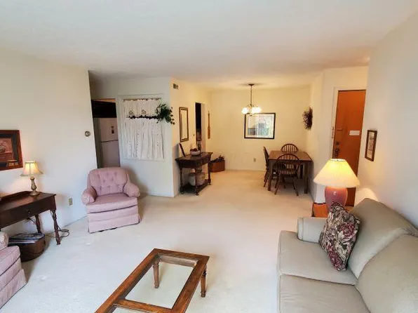 5357 Portland St APT 304, Columbus, OH 43235