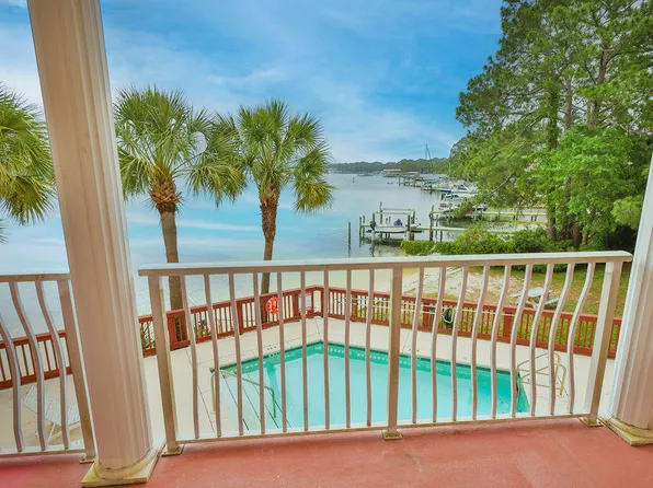 5 Laguna Street #205, Fort Walton Beach, FL 32548