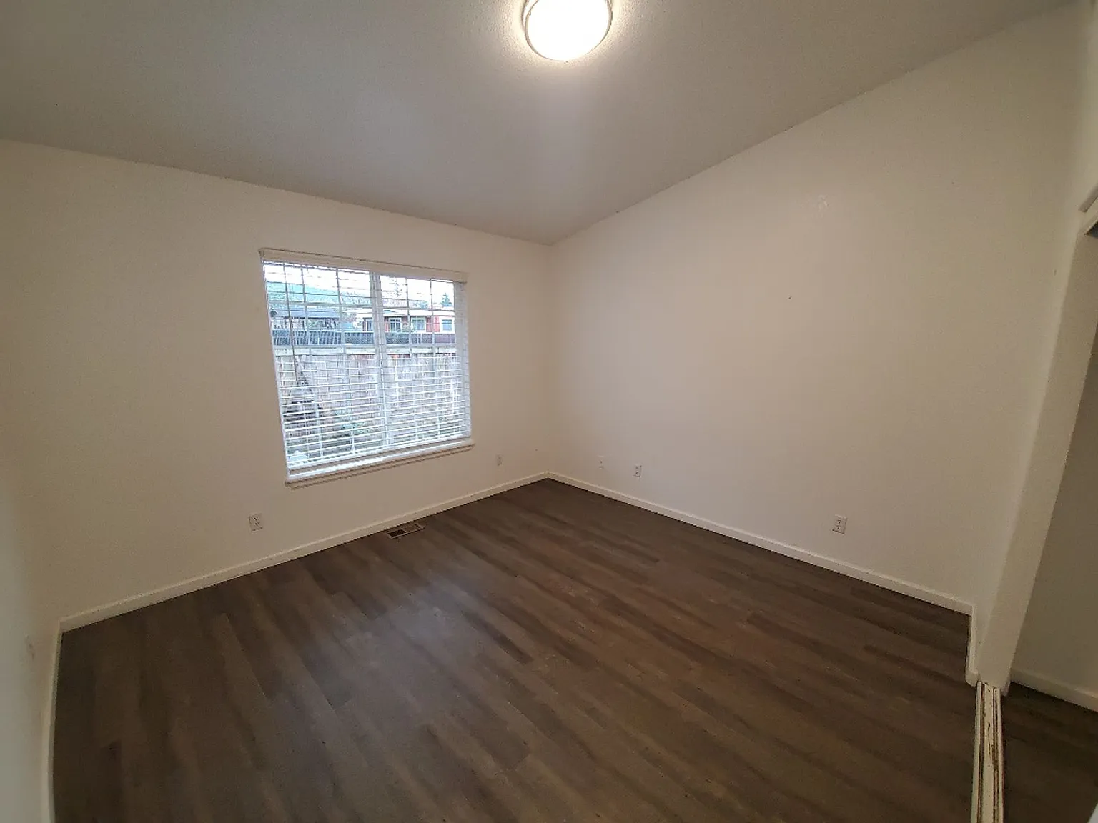 922 Crescent PRM: Andrew (3) — Photo 4