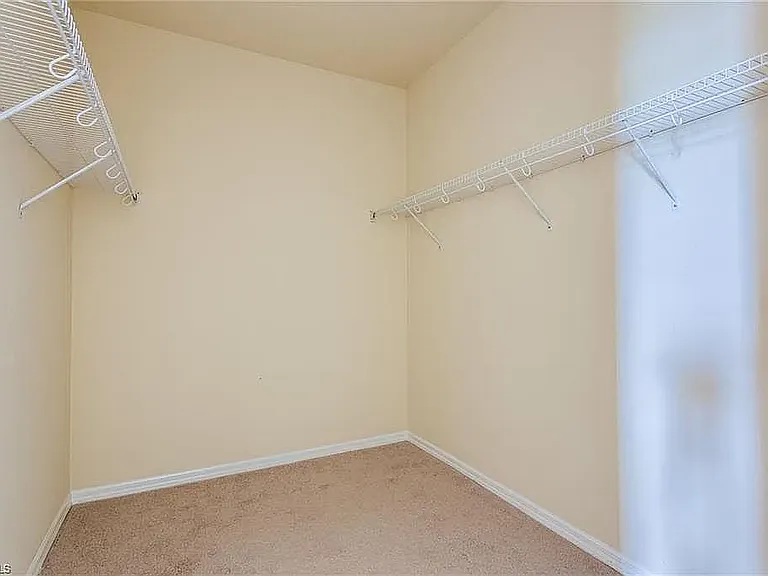 8063 Princeton Dr — Photo 30