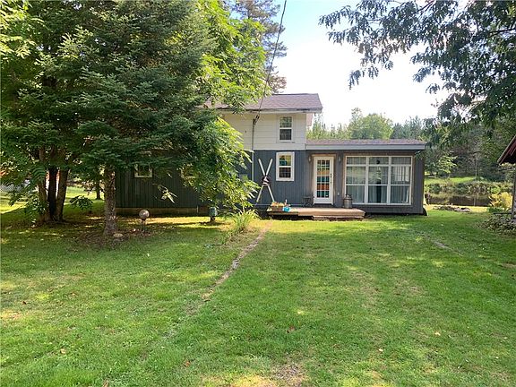 3rd image of W6287 Hoefferle Road