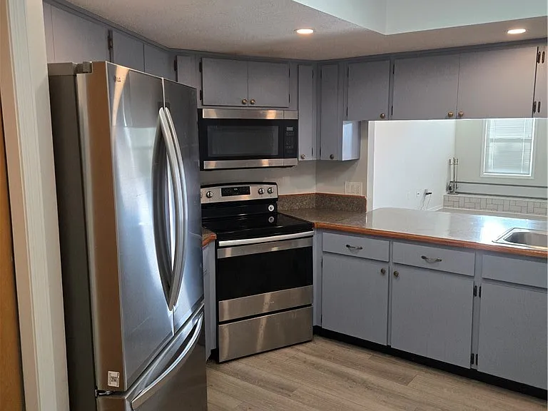 8288 W Barry Ct — Photo 21
