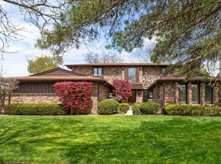 1464 Lori Lyn Ln, Northbrook, IL 60062