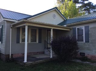 132 N Oak St, Adamsville, TN 38310