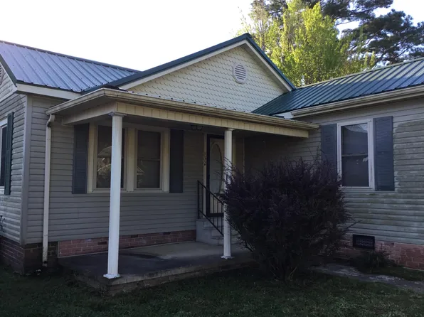 132 N Oak St, Adamsville, TN 38310