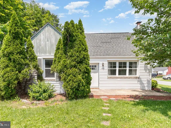 5212 Locust Ln, Harrisburg, PA 17109