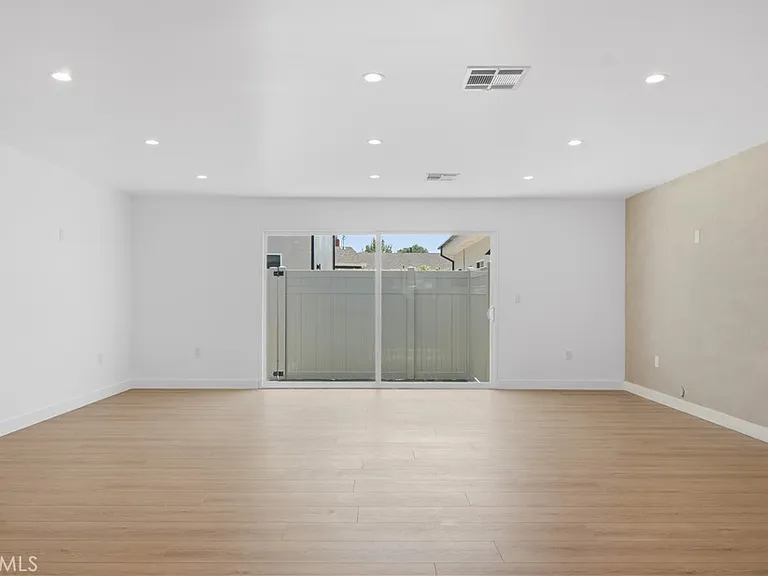 17150 Mayall St — Photo 4