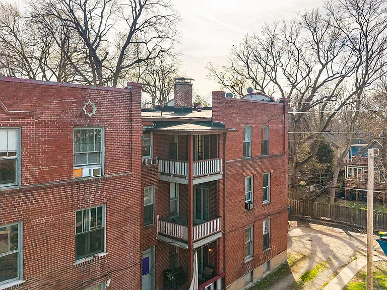 Woodruff Place — Photo 5