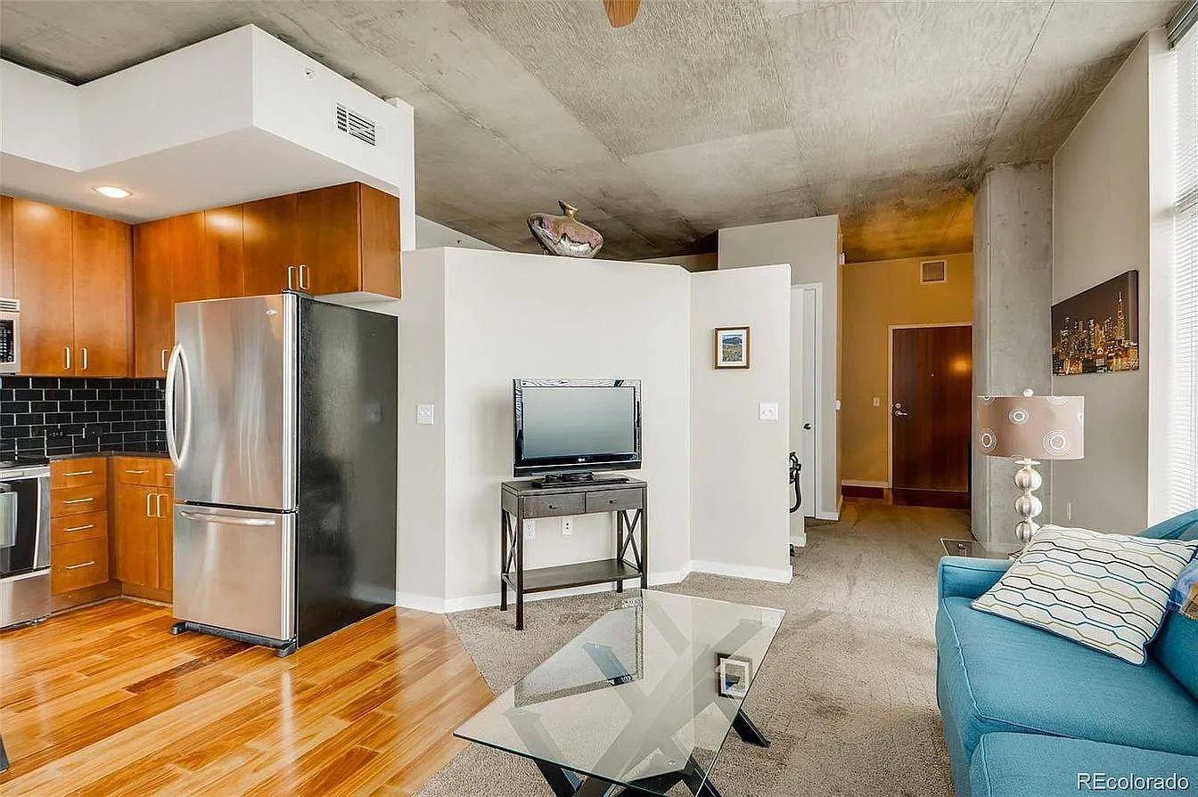 1700 Bassett St — Photo 3