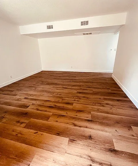 805 S. Flower St. — Photo 22